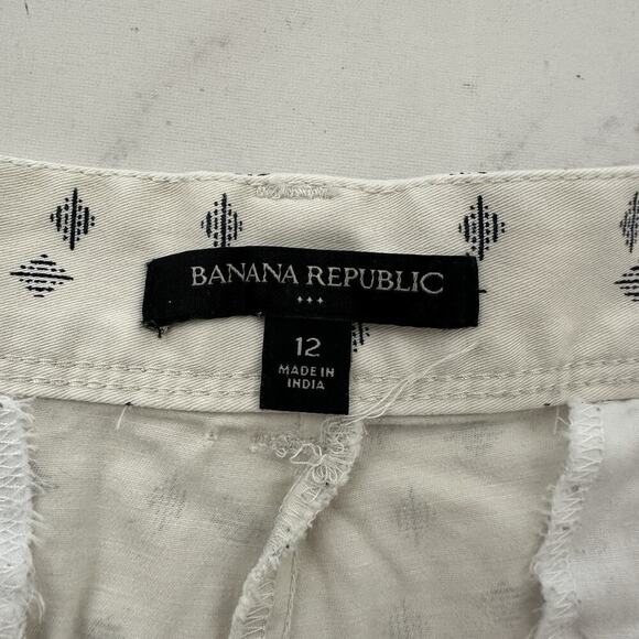 Banana Republic Womens Geometric Print Chino Shorts Size 12 Cream Black Roll Hem - Picture 5 of 10